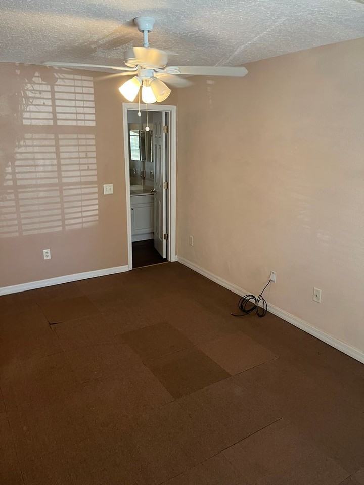 1232 Washington Palm Loop ## 5 - Photo 4 of 6