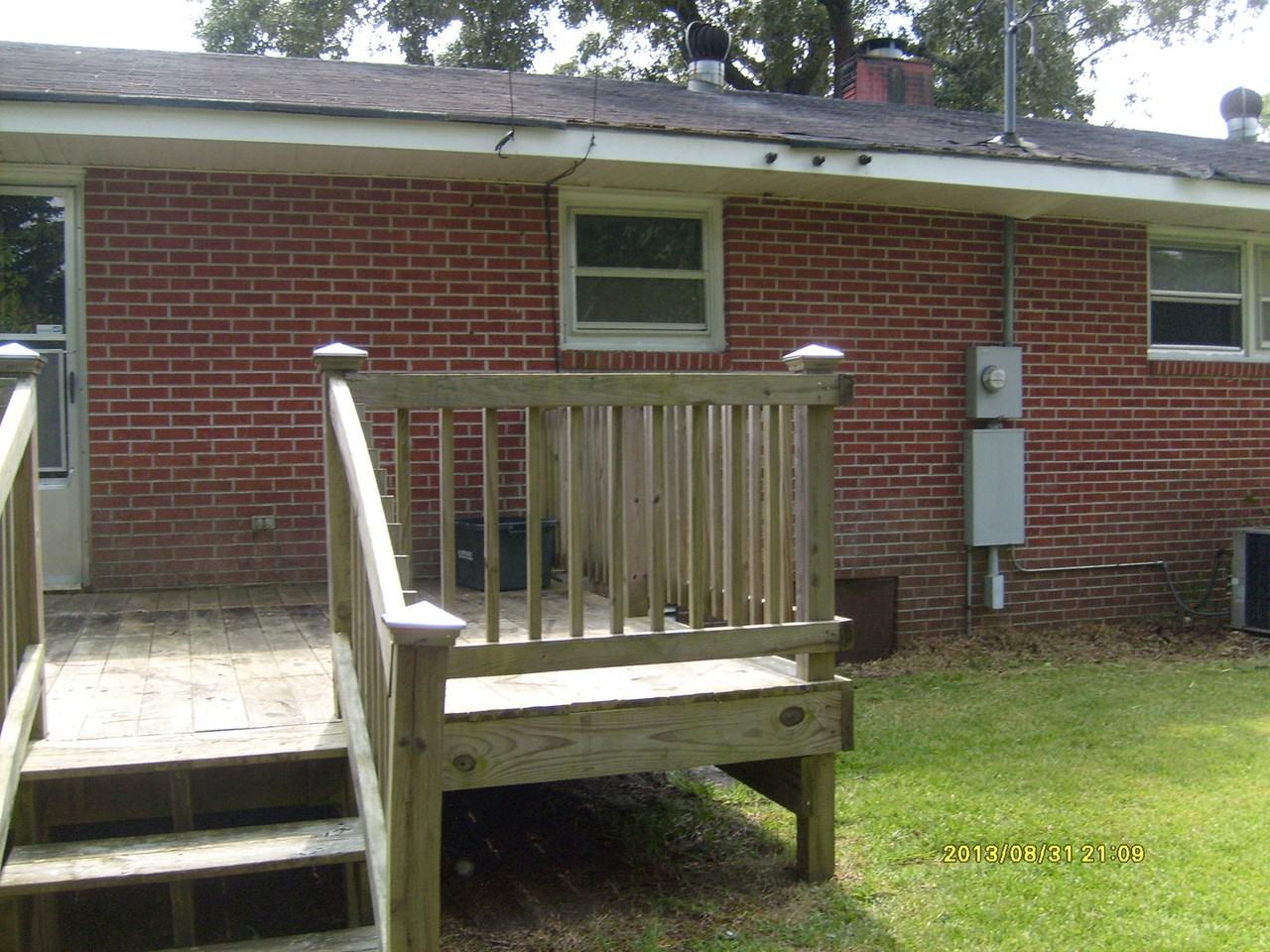 142 Bryan Blvd - Photo 5 of 6
