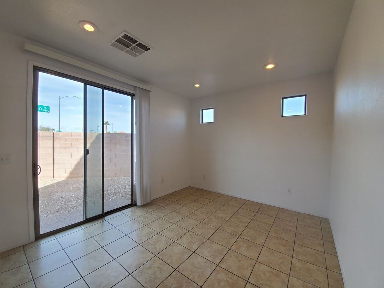 8203 Laredo St - Photo 5 of 23