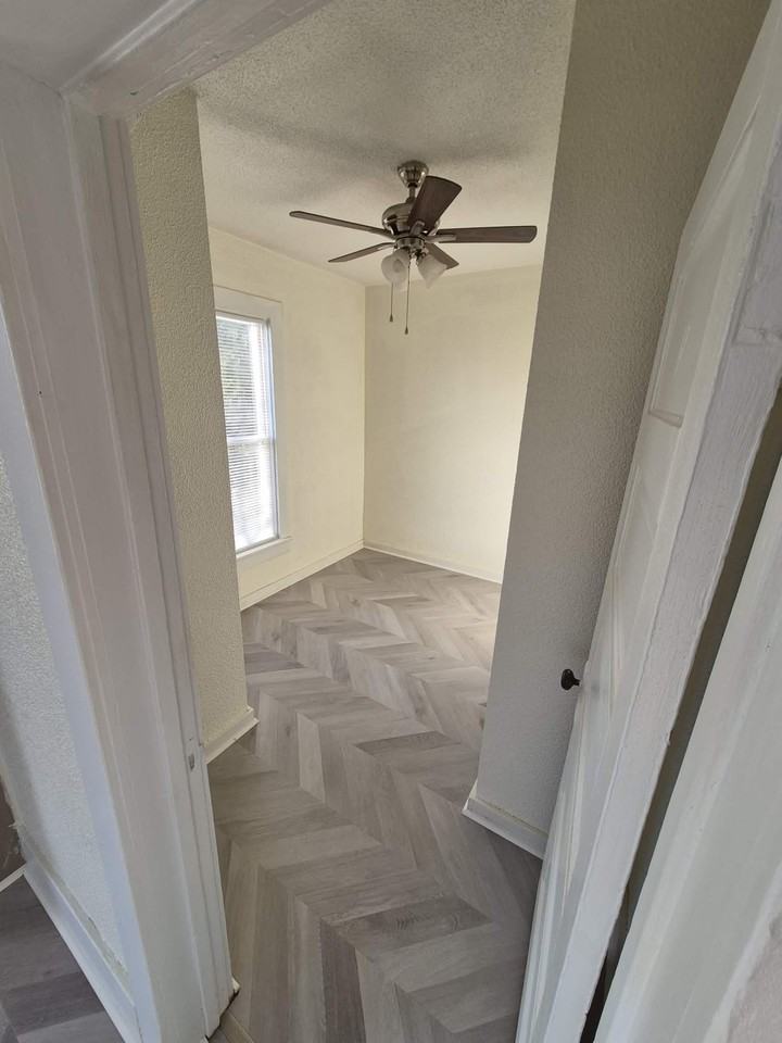 617 Pearl St #23 - Photo 5 of 6