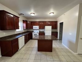 featured image of 1126 Bertrand St #7