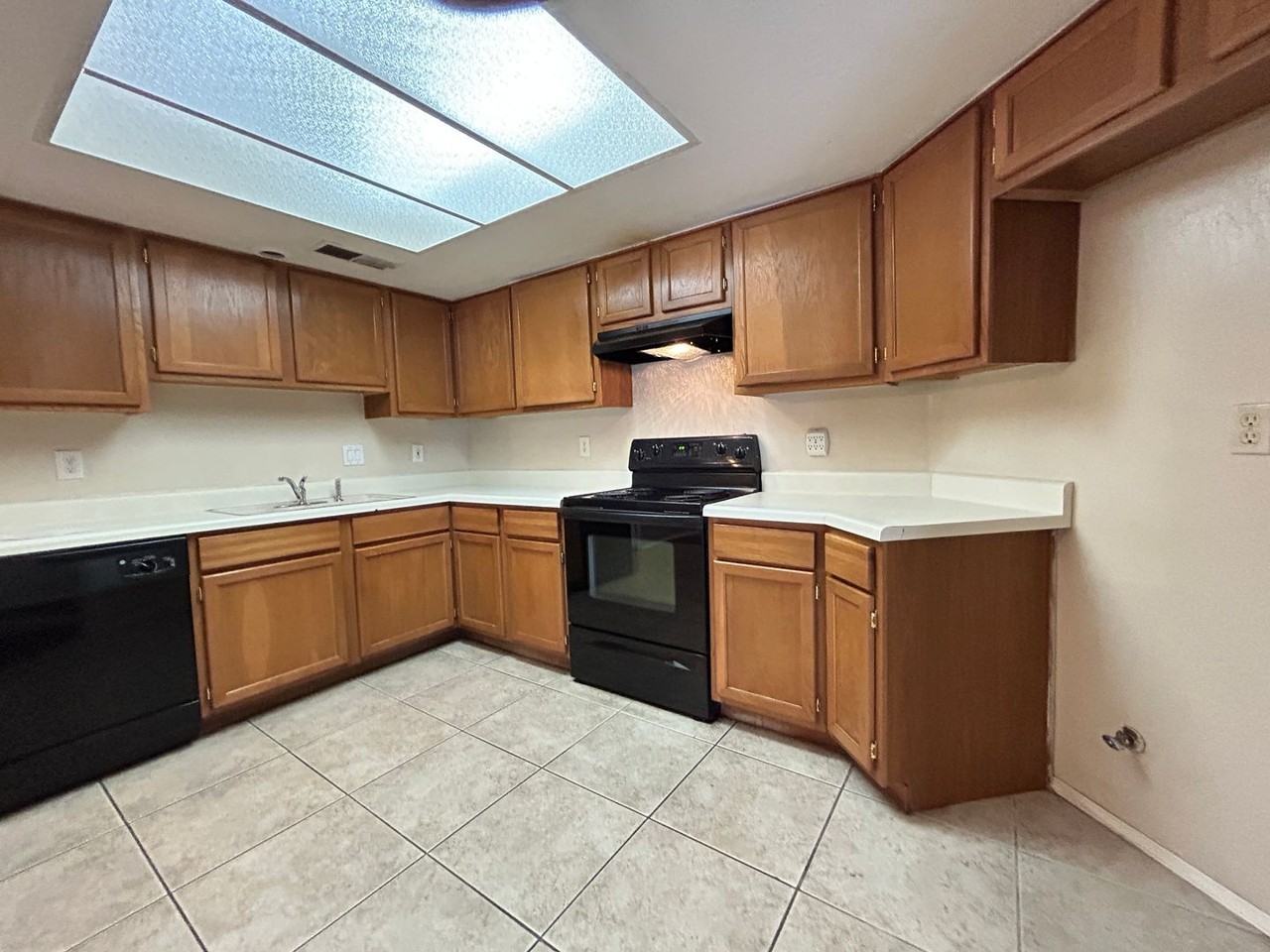4219 W Calavar Rd - Photo 2 of 23
