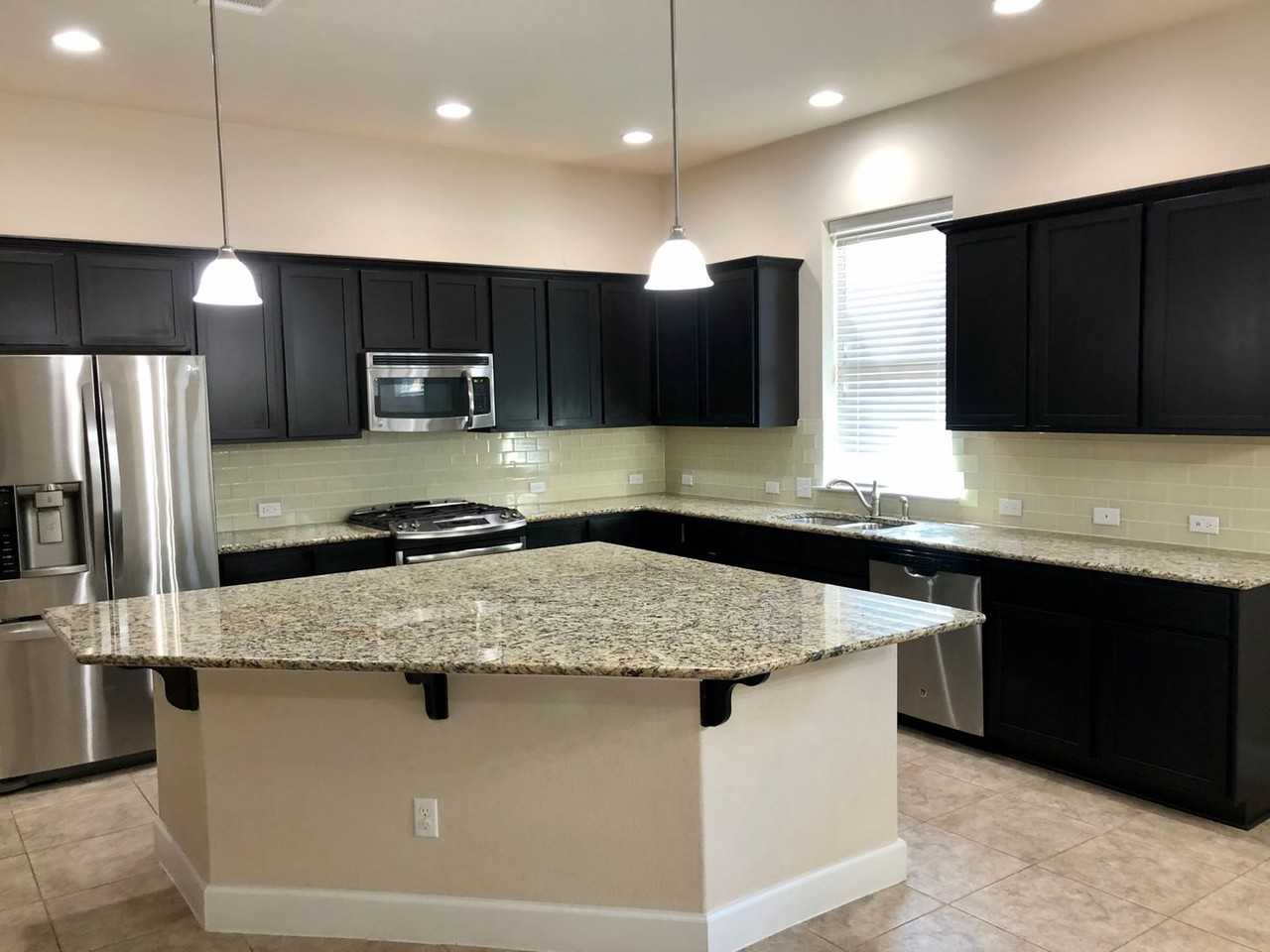 629 Loma Cedro Bnd - Photo 2 of 13