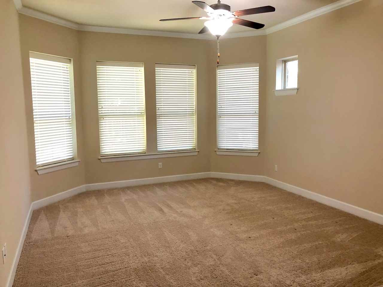 629 Loma Cedro Bnd - Photo 4 of 13