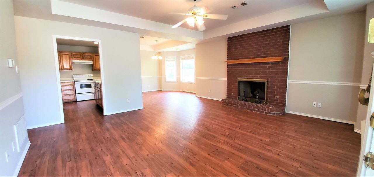 3117 N Bell Ave - Photo 3 of 36