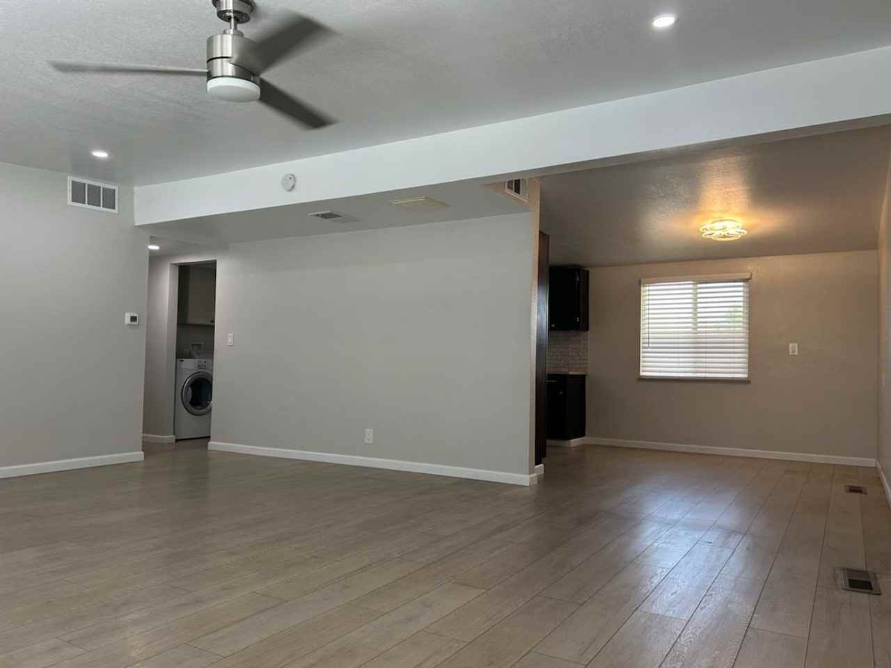 1605 N Norma St - Photo 3 of 17