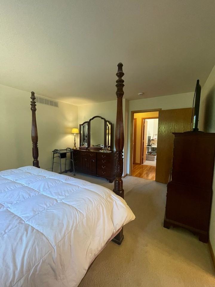 4024 Penrose Ave - Photo 4 of 17