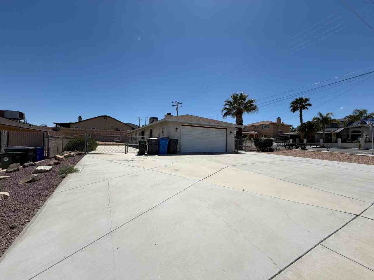 810 Starlight St - Photo 3 of 47