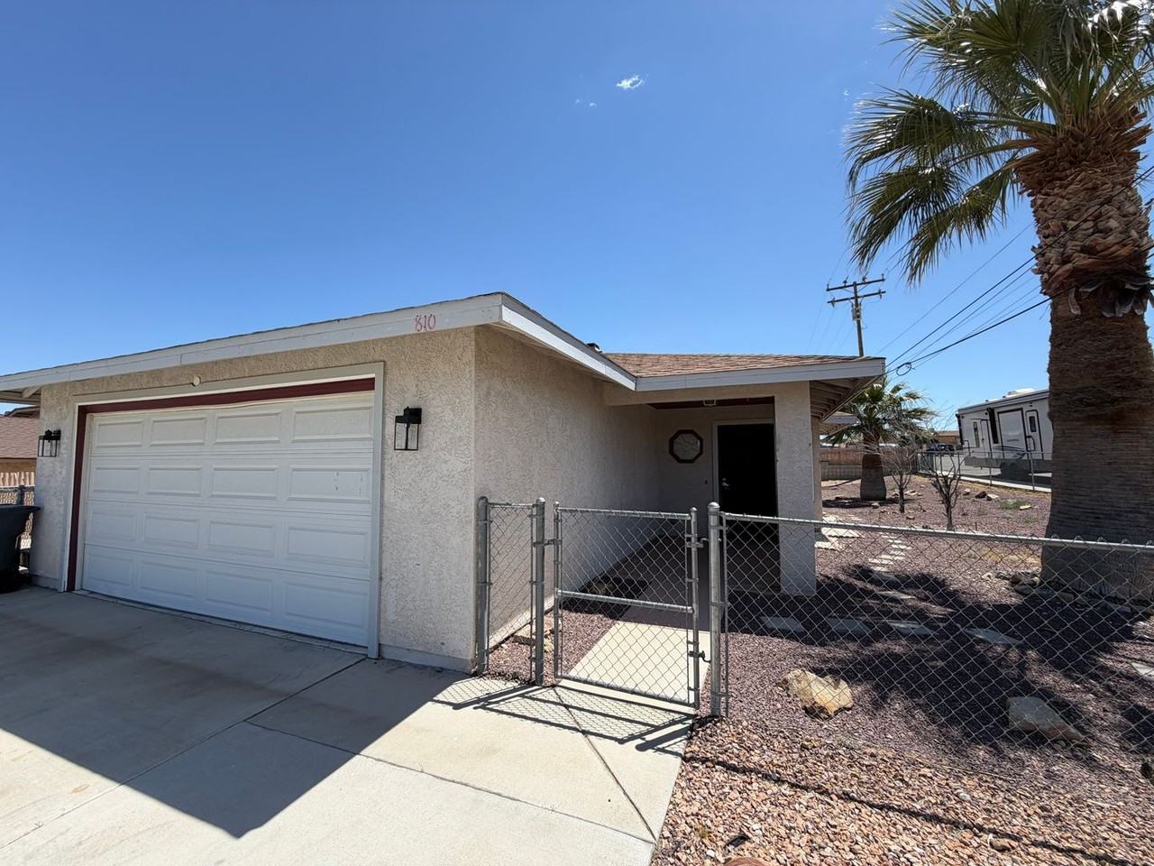 810 Starlight St - Photo 4 of 47