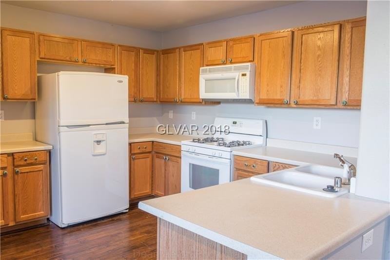 7386 Umberto St - Photo 3 of 7