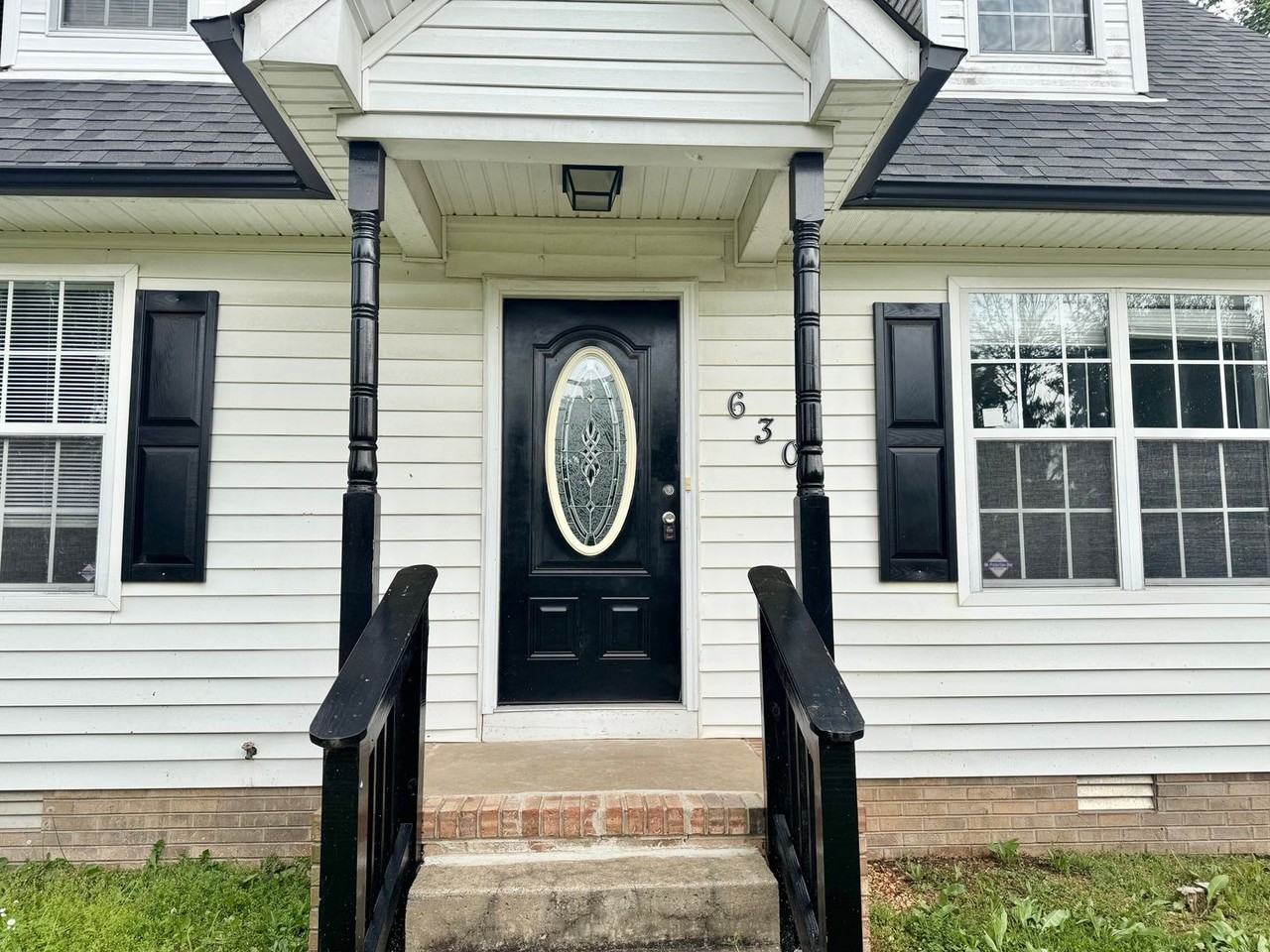 630 Artic Ave - Photo 2 of 33
