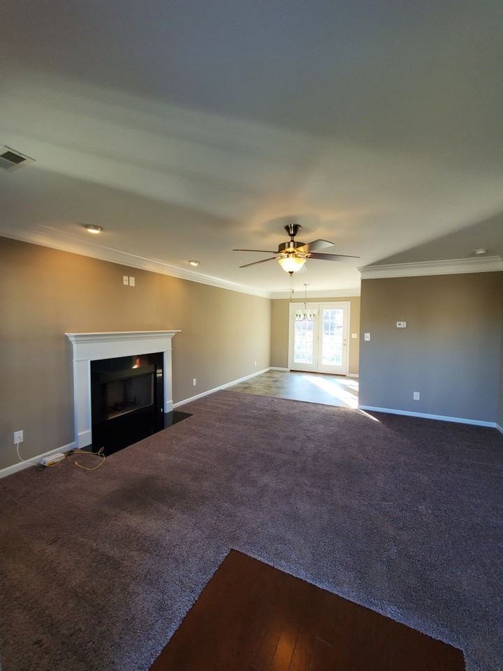 241 Whistlestop Ln - Photo 5 of 10
