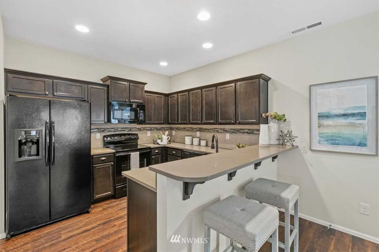 18028 16th Avenue Ct E - Photo 7 of 18