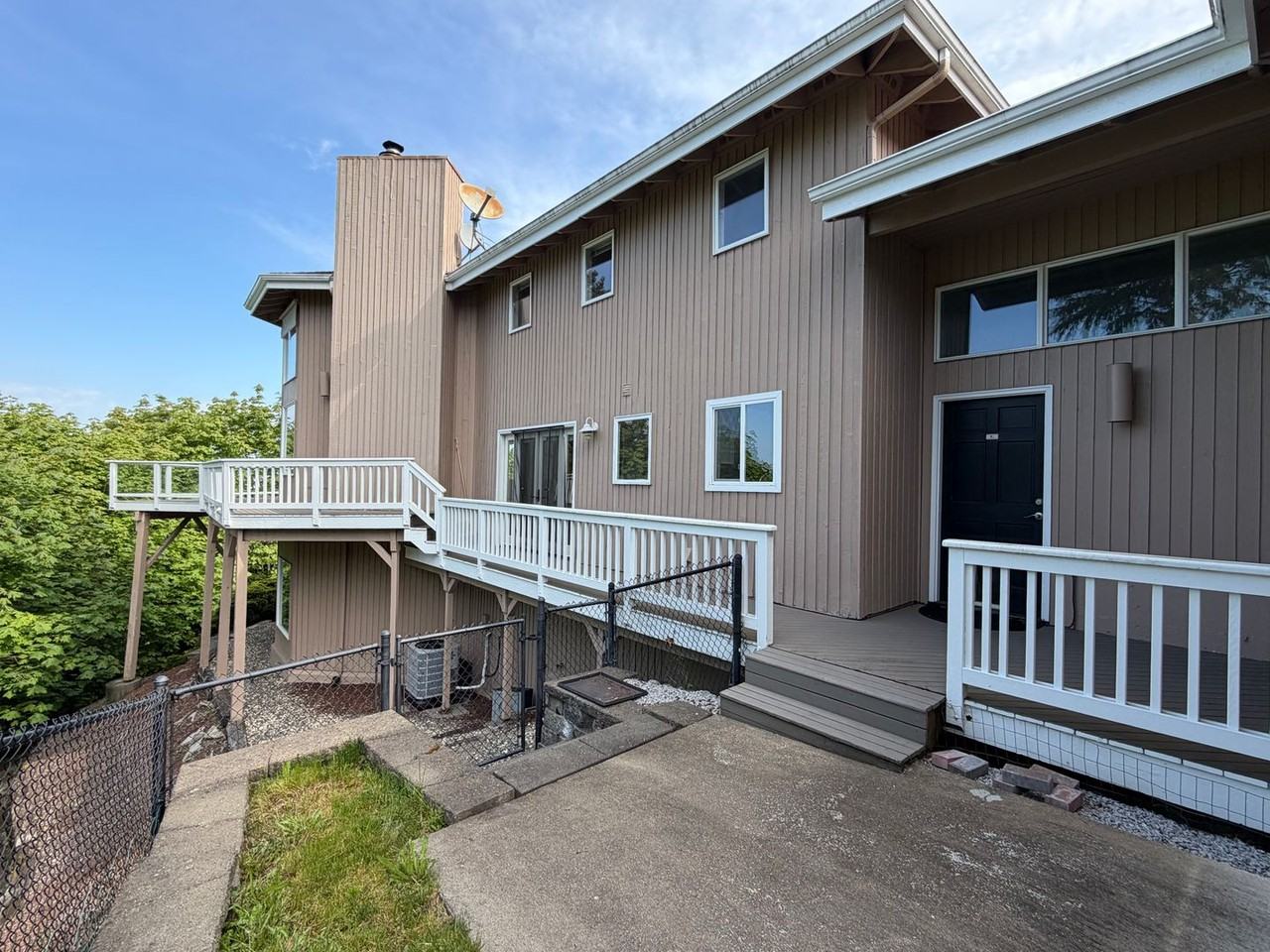 28811 Sound View Dr S - Photo 6 of 45