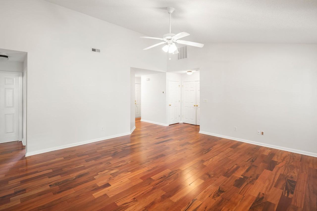 198 Misty Valley Rd - Photo 4 of 18