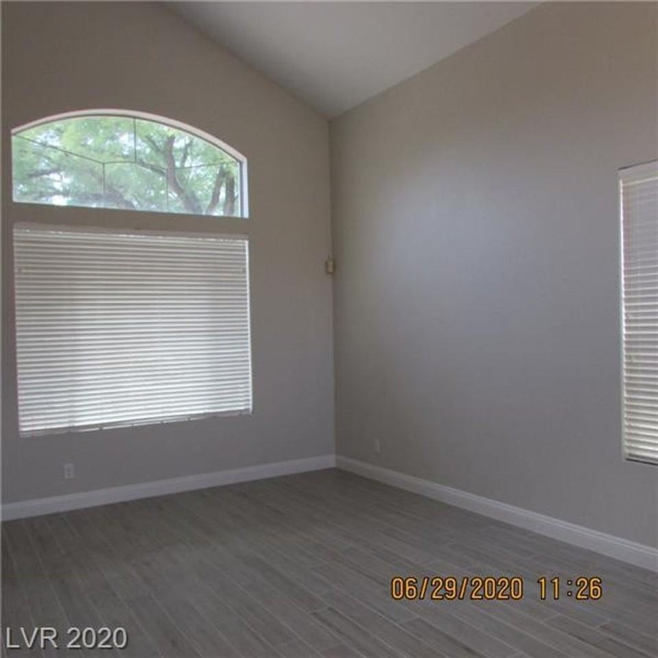 7832 Blue Eagle Way - Photo 5 of 29