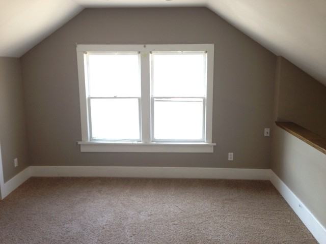 920 W Franklin St - Photo 7 of 10