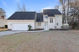 featured image of 221 Drake Lndg
