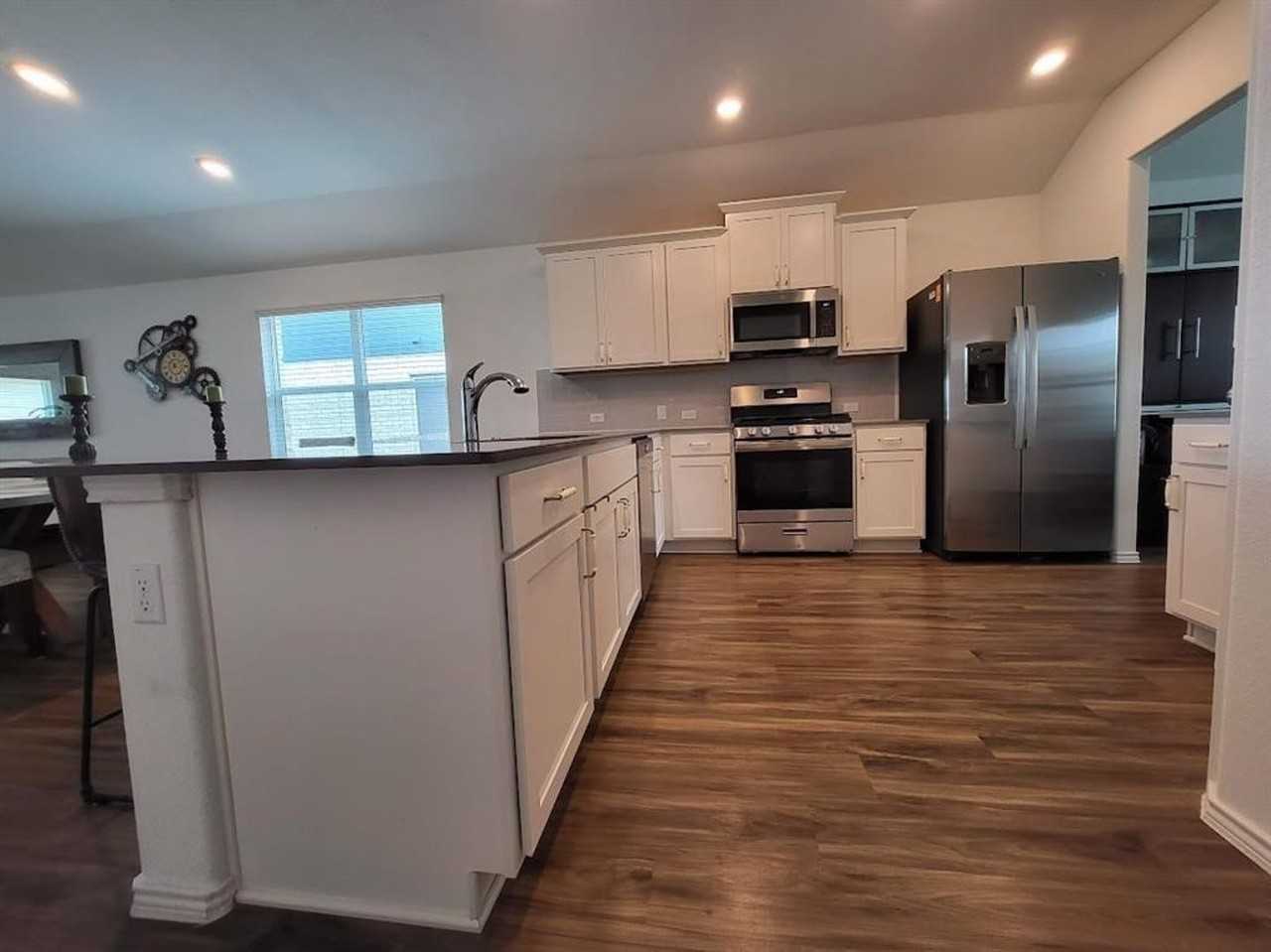 5421 Bellissima Way - Photo 5 of 21