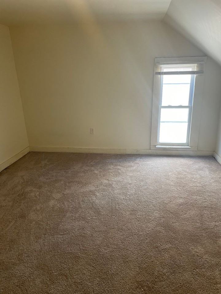 322 Pine St #2 - Photo 2 of 7