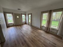208 N 11th Ave - Photo 1 of 1
