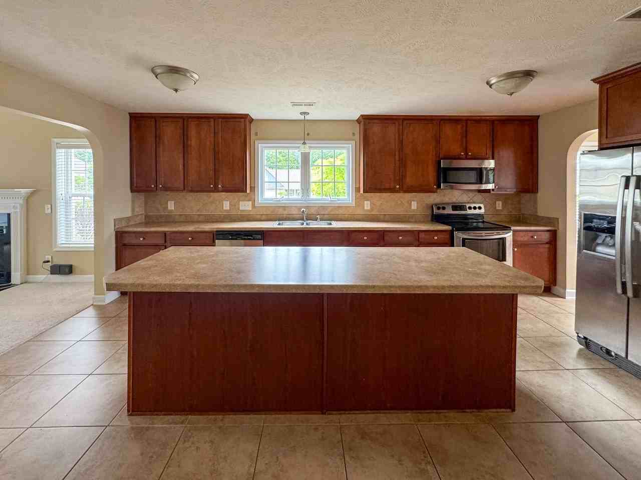 14 Buckman Dr - Photo 4 of 26