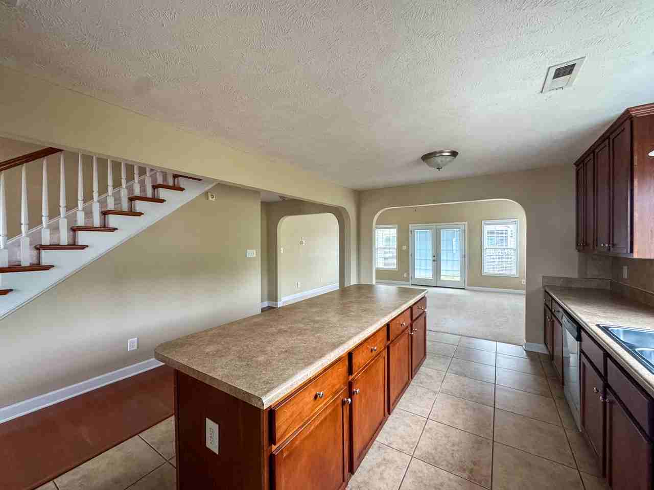 14 Buckman Dr - Photo 5 of 26