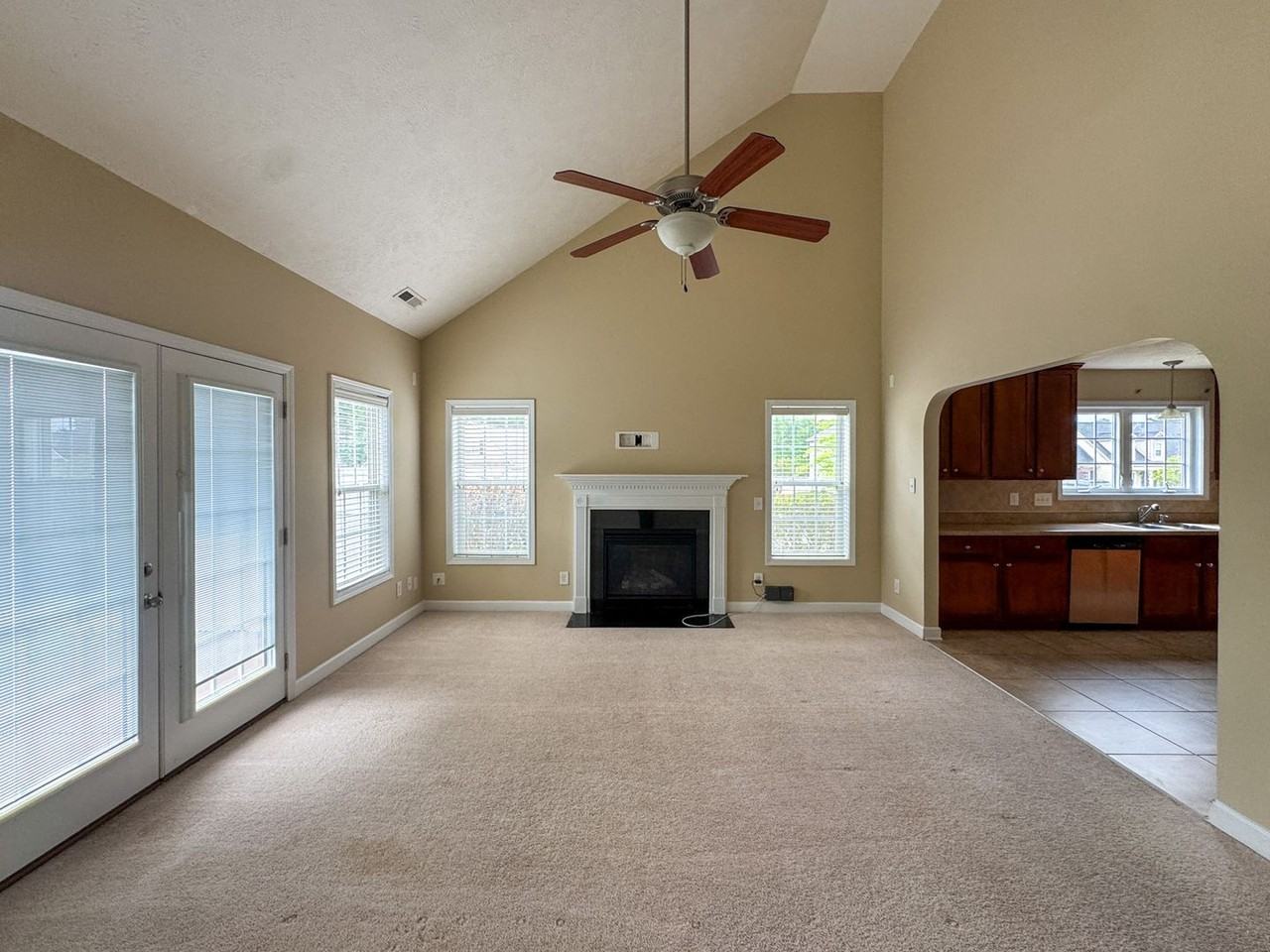 14 Buckman Dr - Photo 7 of 26