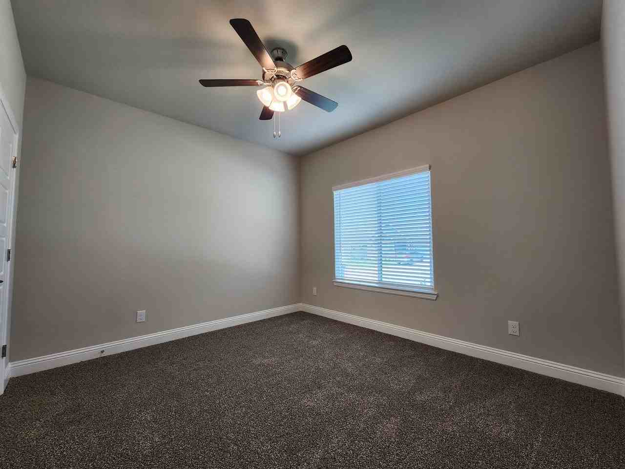 2309 Ruff Rd - Photo 6 of 35