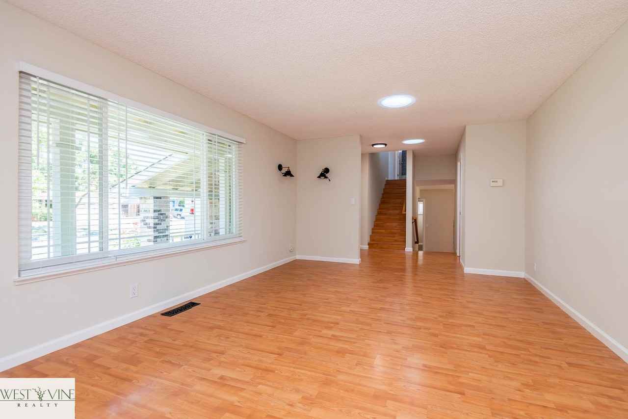1735 Seville Way - Photo 2 of 16