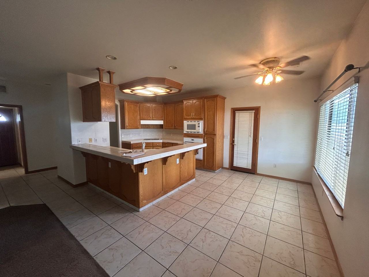 19890S S Polk Ave - Photo 4 of 8