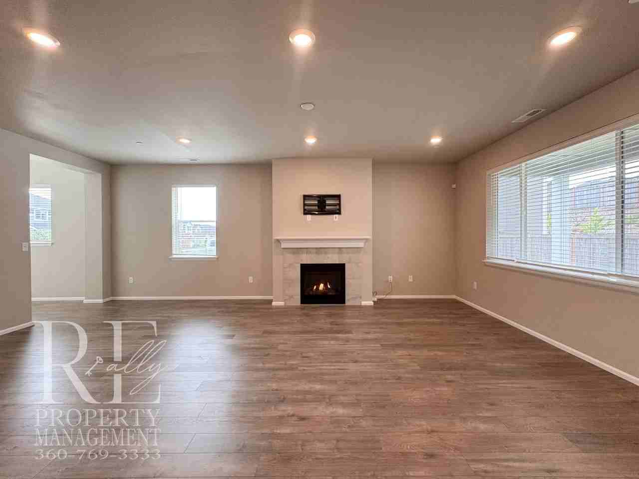 1039 Baker Heights Loop - Photo 6 of 30