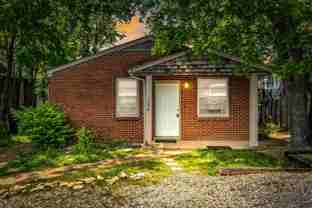 127A 37th Ave N - Photo 1 of 1