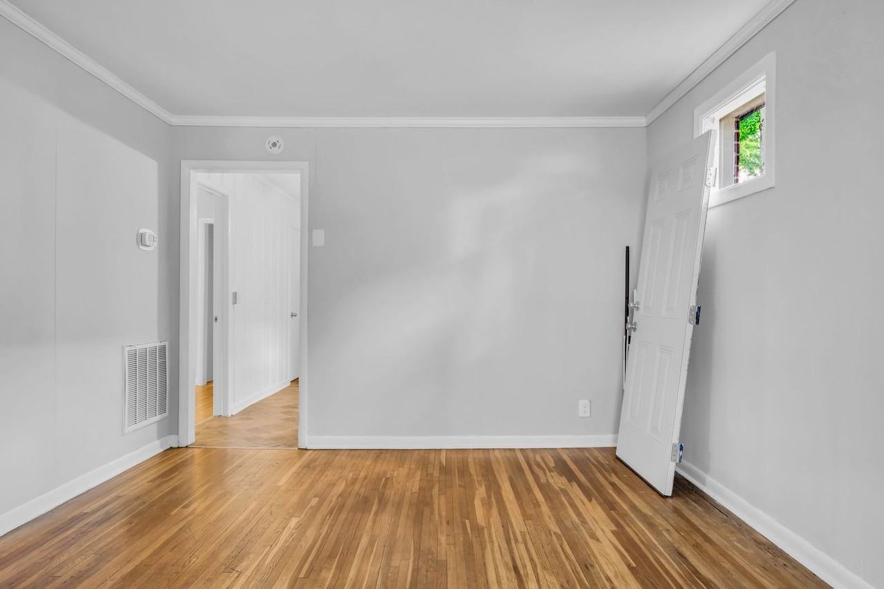 127A 37th Ave N - Photo 6 of 28