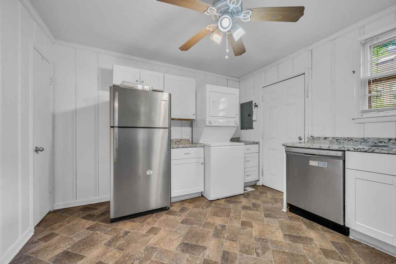 127A 37th Ave N - Photo 7 of 28