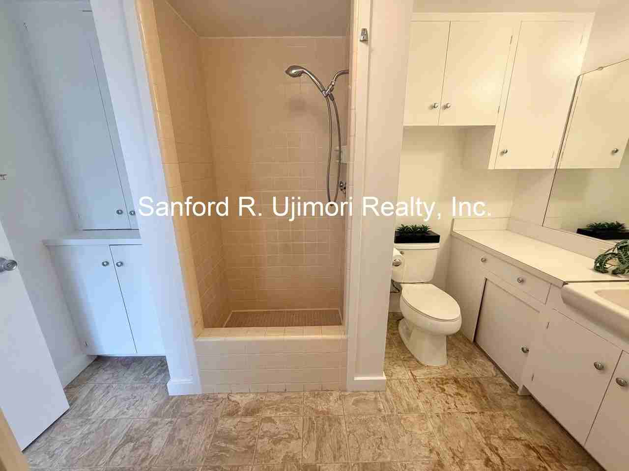 1610 Kanunu St #906 - Photo 7 of 9