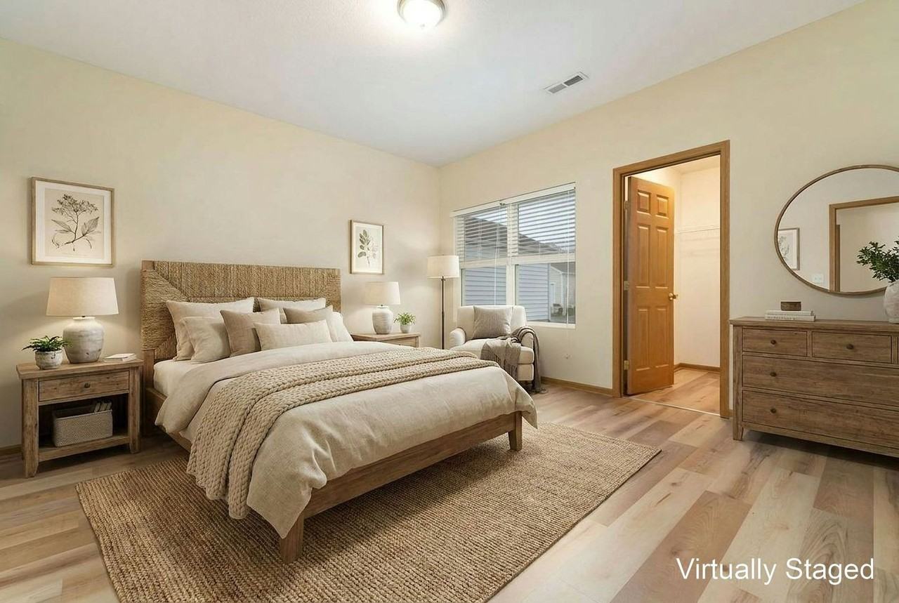3985 Sweet Shadow Ave - Photo 5 of 34