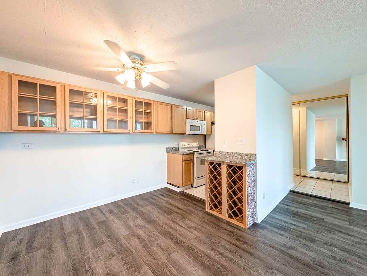 1043 S York rd. - Photo 6 of 12