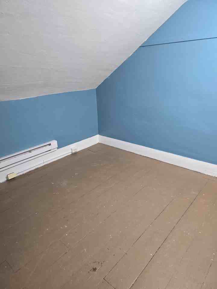 3246 Haskins Rd - Photo 2 of 40