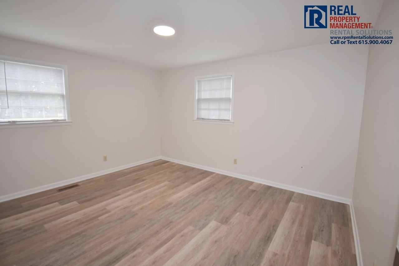 1513 Lakeshore Dr - Photo 7 of 14