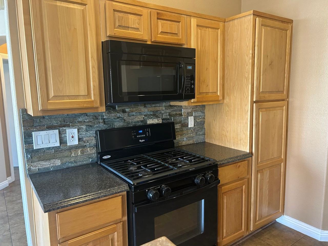 9440 Thunder Sky St #101 - Photo 4 of 14