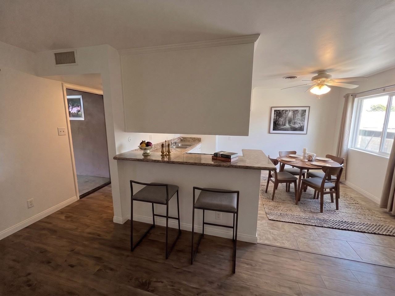 COMING SOON! 10822 Victory Blvd North Hollywood, CA 91606 - Photo 3 of 12