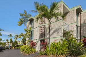 featured image of 75-6016 Alii Dr