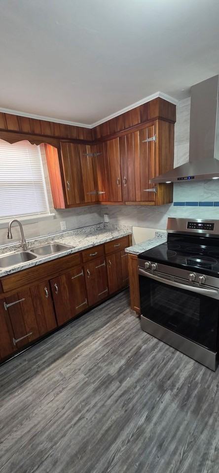 913 Old Edgefield Rd - Photo 4 of 12