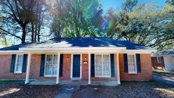 featured image of 2716 Forsyth Ln