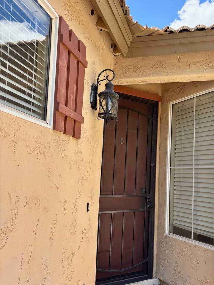 1120 E Bosi St - Photo 4 of 34