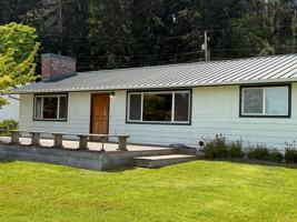 featured image of 3 Leitch Pl