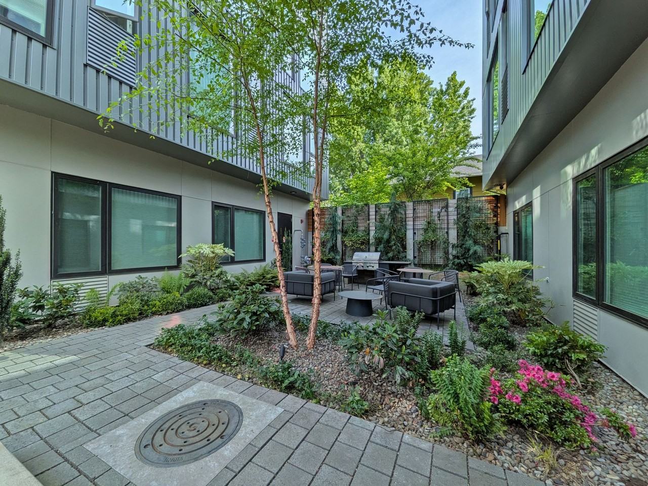 Soleil Apartments - Photo 7 of 8