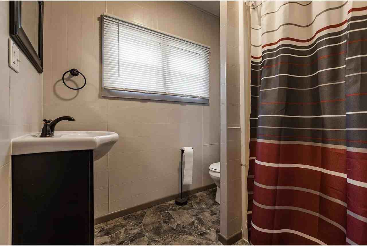 1213 Gohres St - Photo 6 of 10
