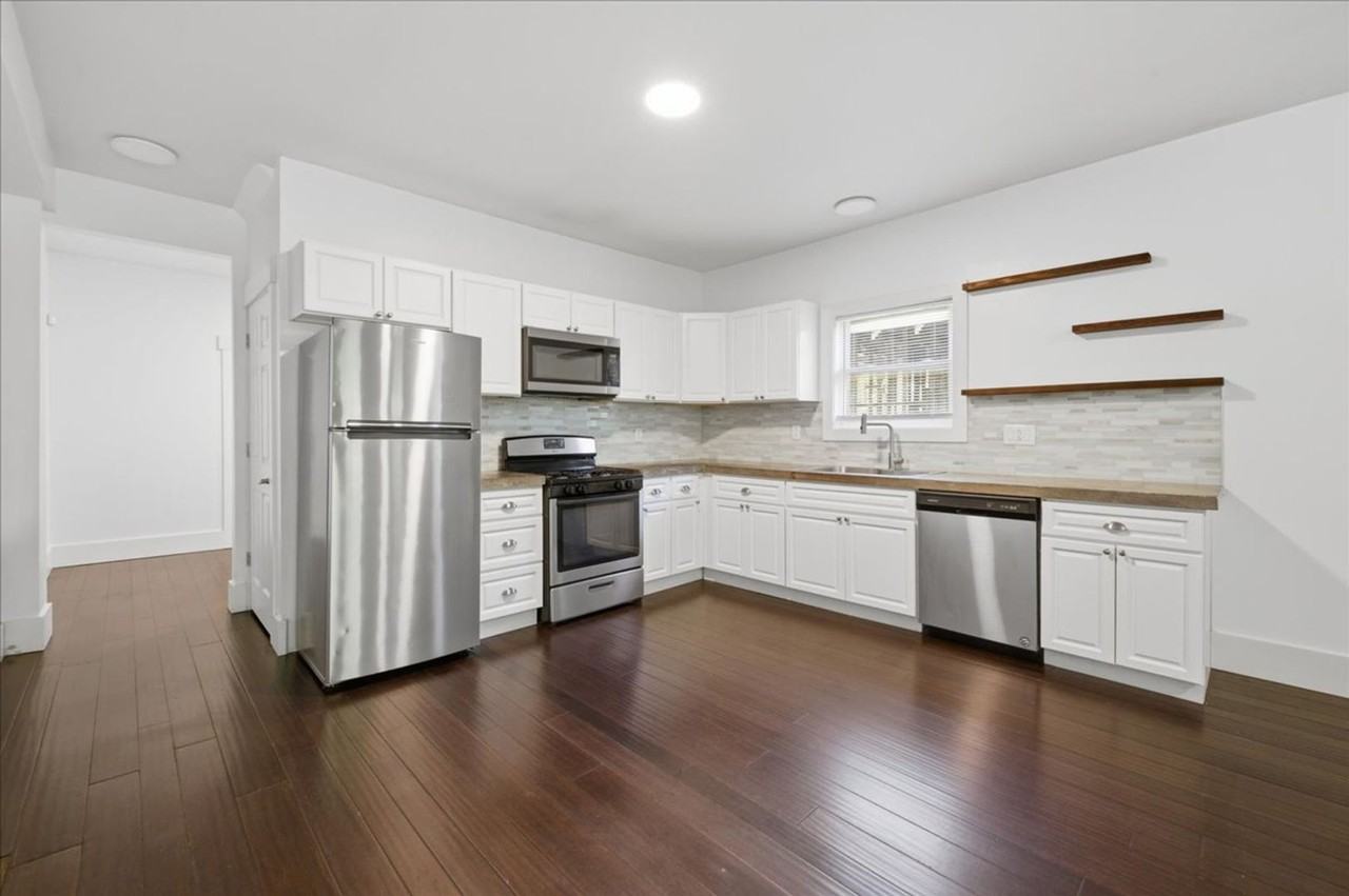 1613 Nowland Ave - Photo 3 of 18